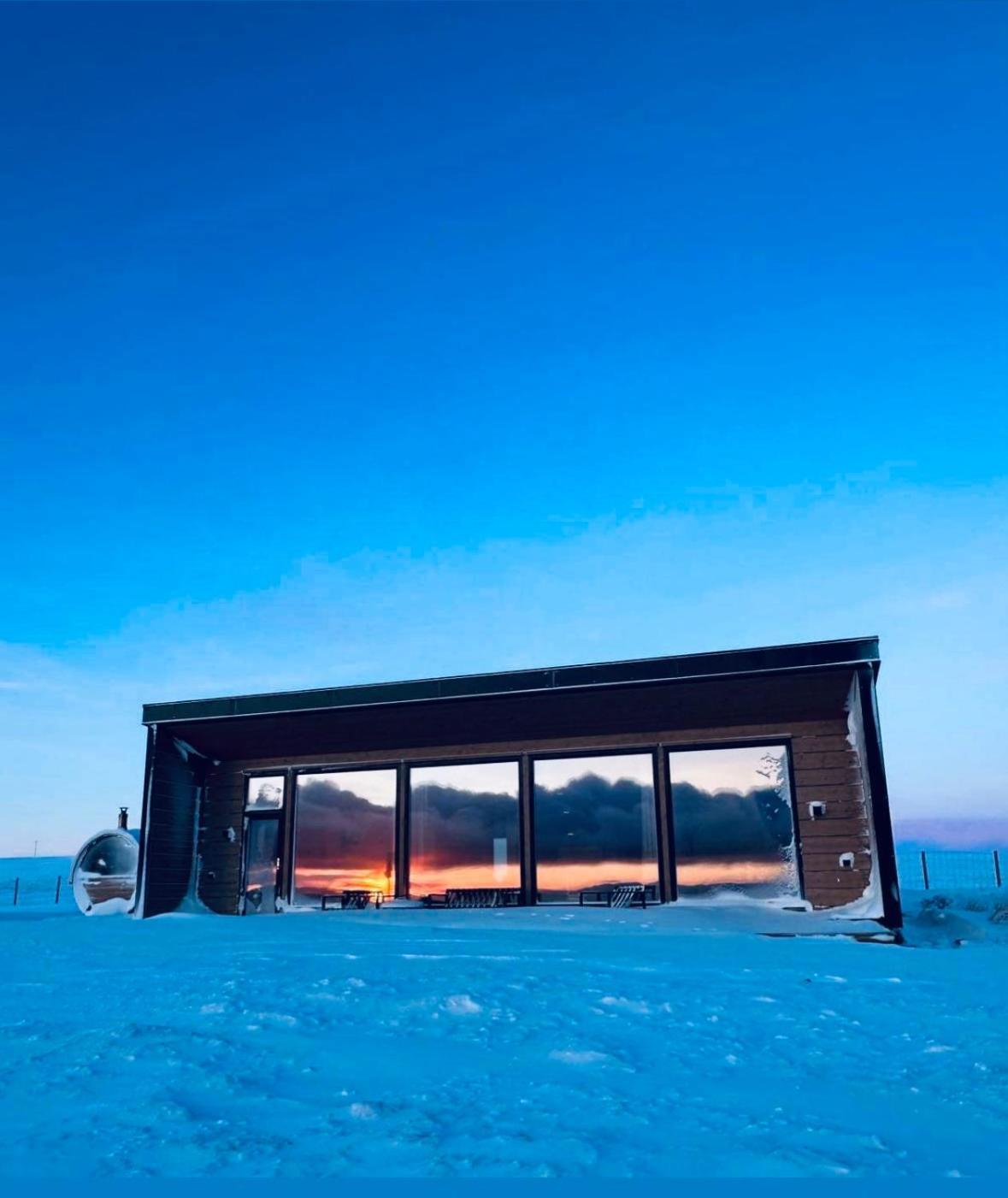 Ekkeroy Lodge - Arctic Living 瓦德瑟 外观 照片